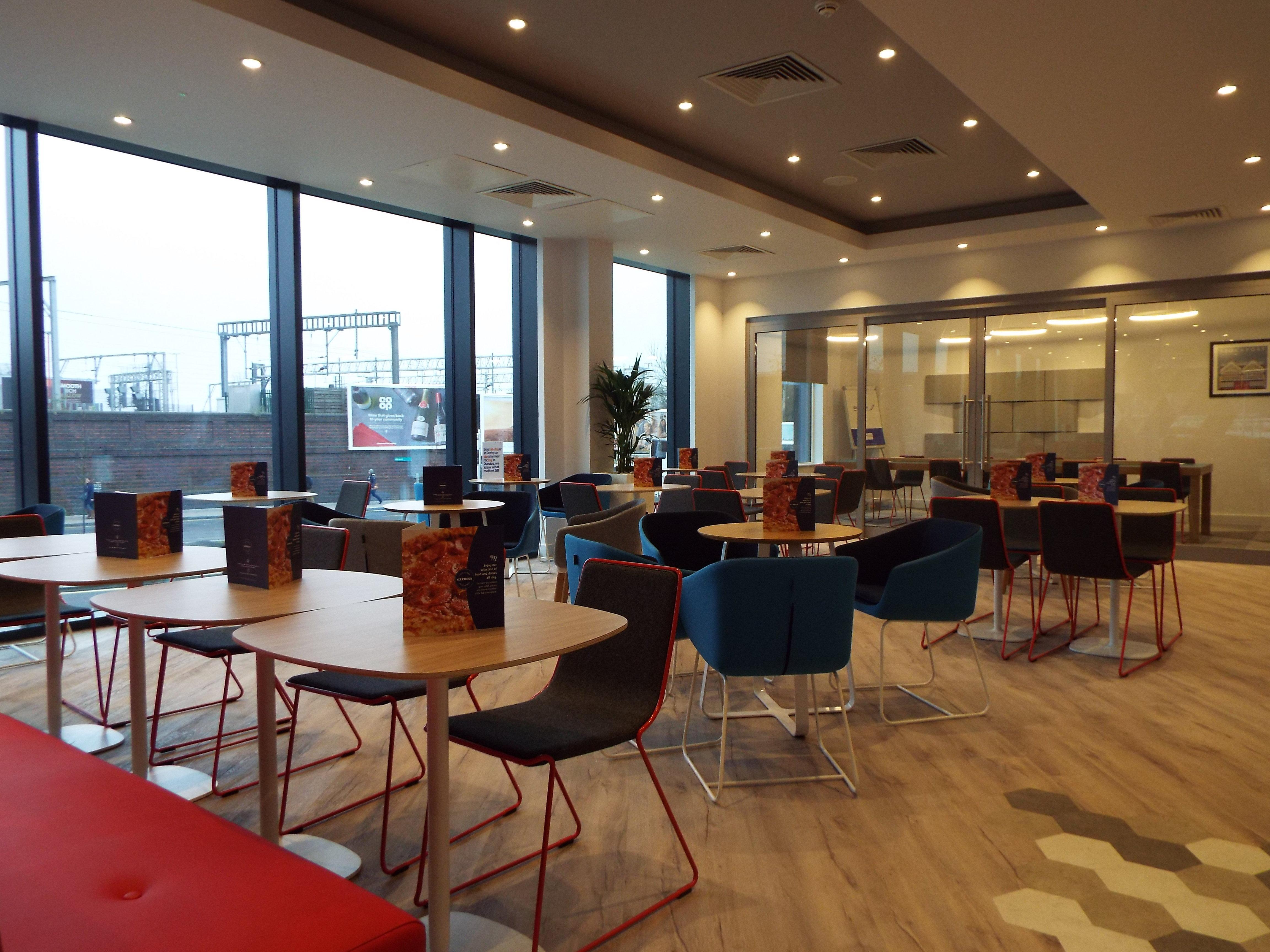 Holiday Inn Express - Stockport, An Ihg Hotel Ngoại thất bức ảnh